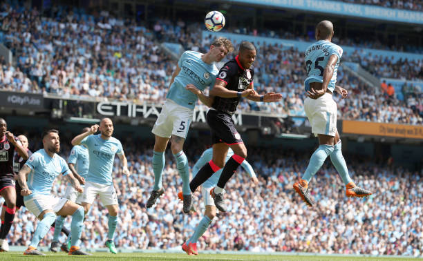 并揭示他在 并揭示他在