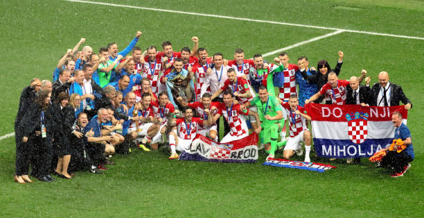 情绪往往伴 情绪往往伴